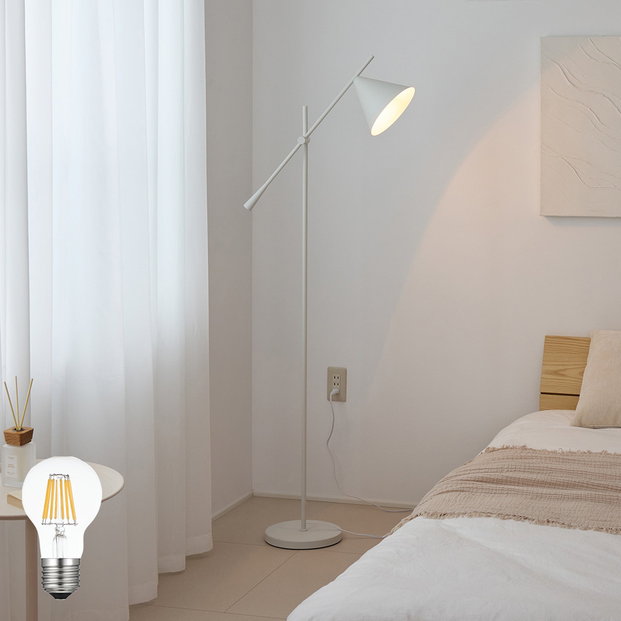 フロアライト Rocne（ロクネ）